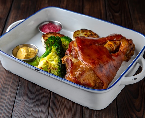 House-smoked pork knuckle with salt-baked potatoes