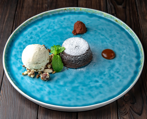 Fondant with vanilla ice cream