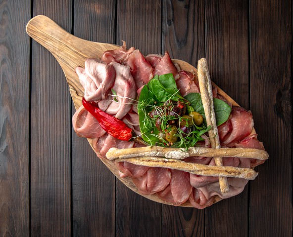 Roast beef and cured meat platter