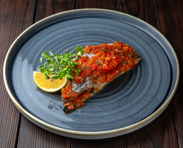 Dorado fillet with grilled eggplant tartare